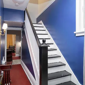 #4 Downtown Guest house Ottawa