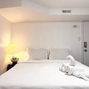 Simple & Tidy Private Guest house Toronto